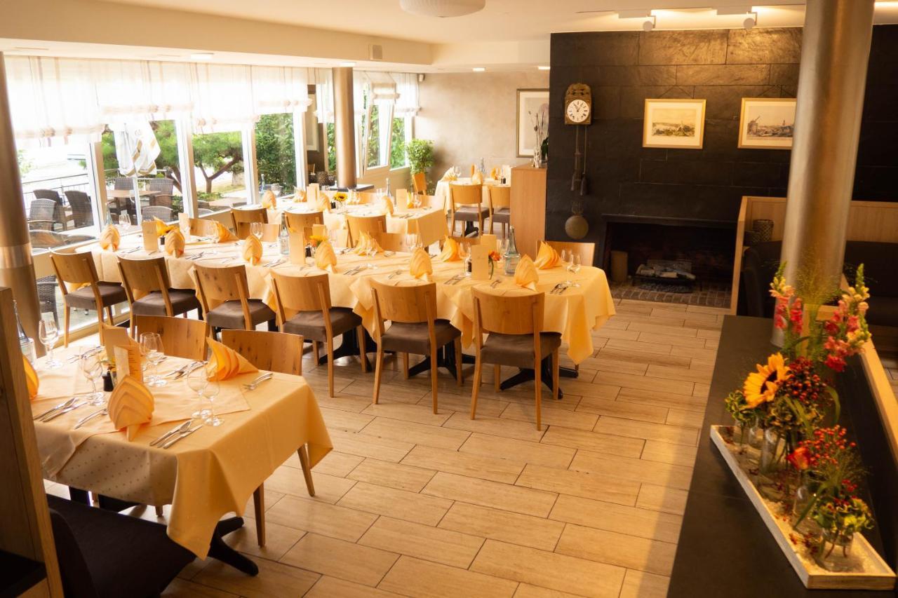 Hotel Villa Am Rhein Андернах Экстерьер фото